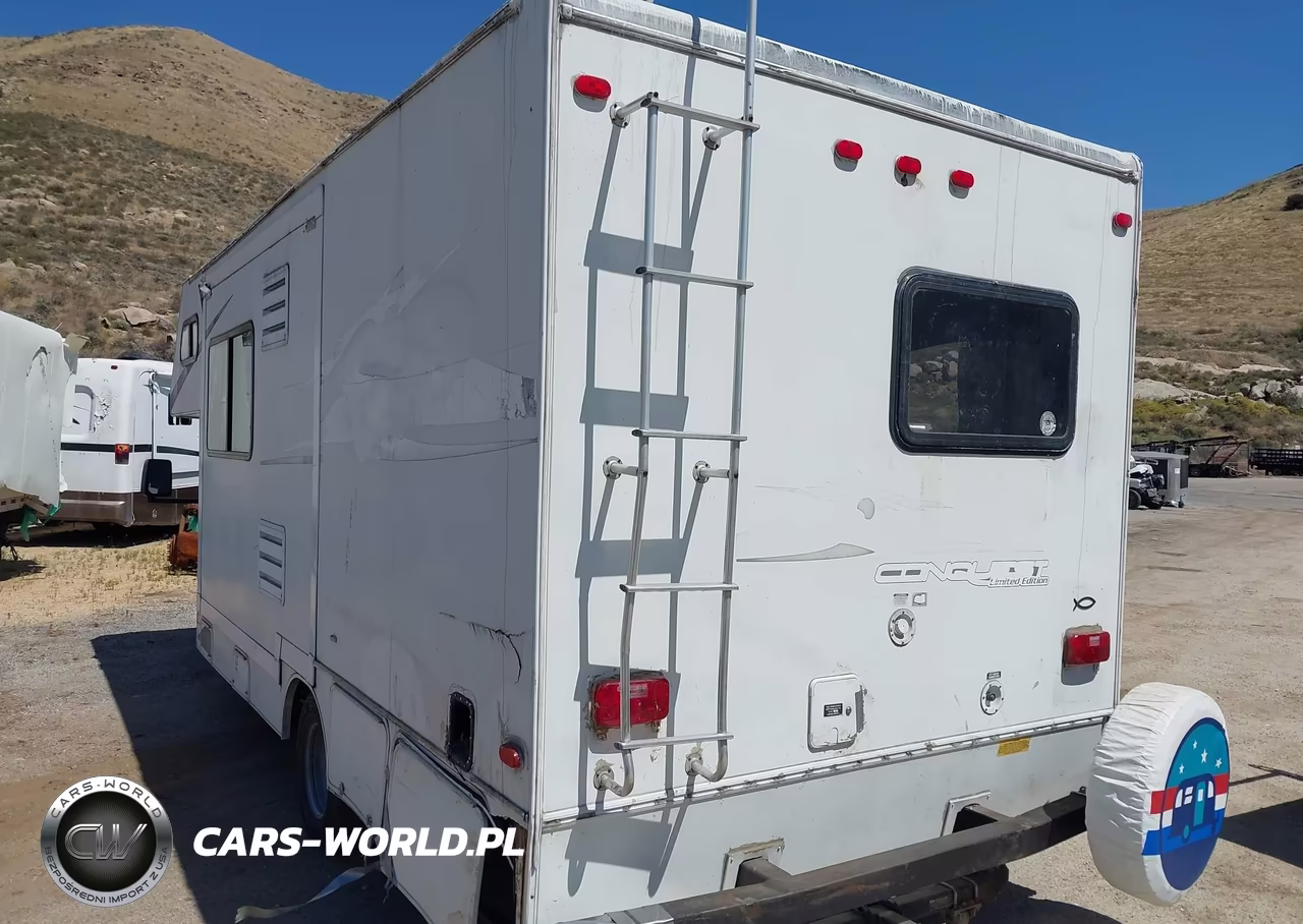 2005 Ford E-450 Cutaway Standard VIN:1FDXE45S45HA01268 - 3