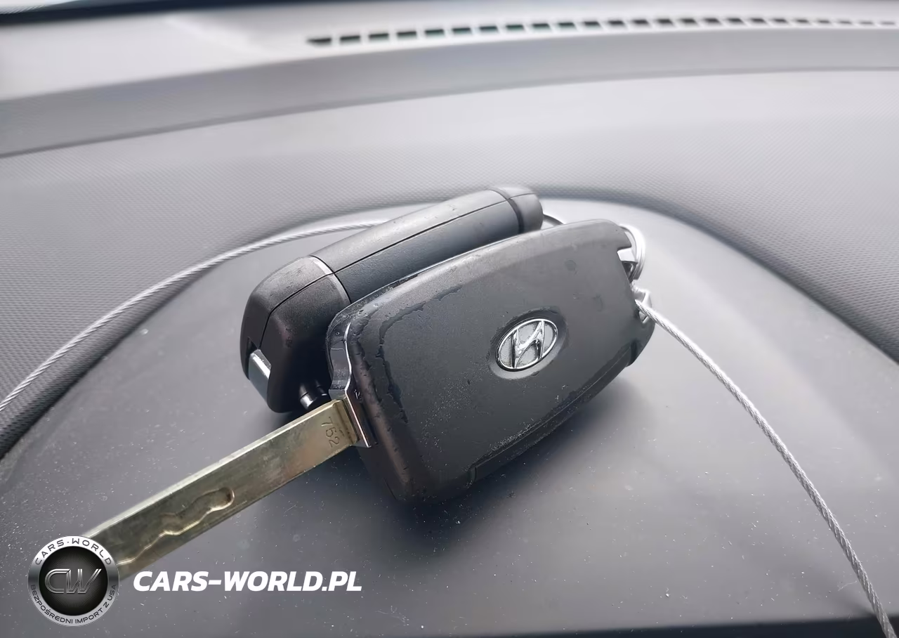 2020 Hyundai Venue Sel VIN:KMHRC8A39LU026448 - 11