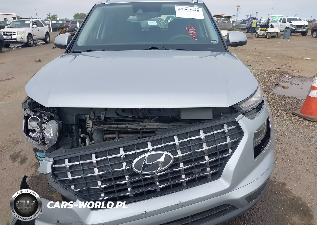 2020 Hyundai Venue Sel VIN:KMHRC8A39LU026448 - 6