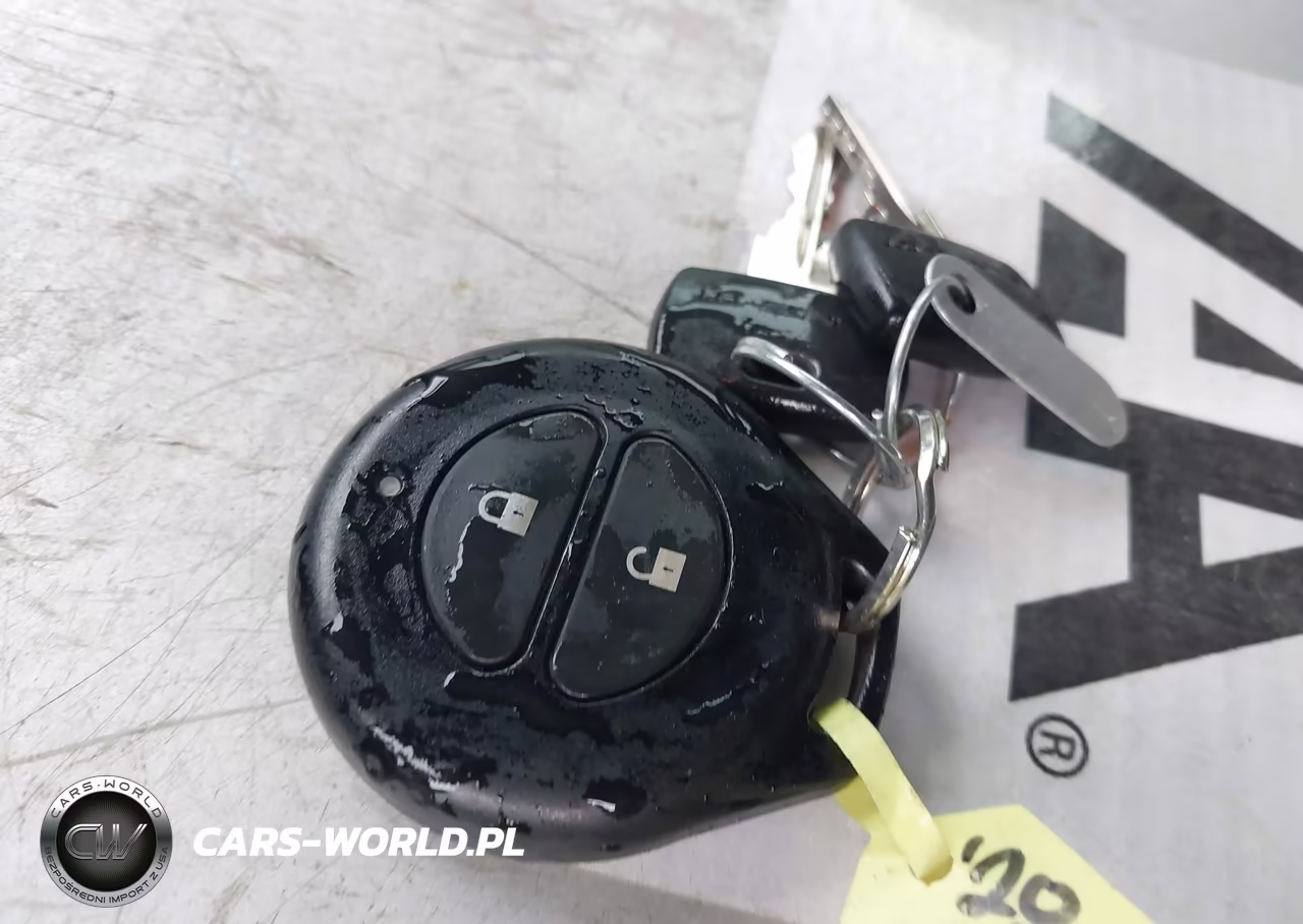2020 Polaris Slingshot R VIN:57XAARHB7L8138899 - 11