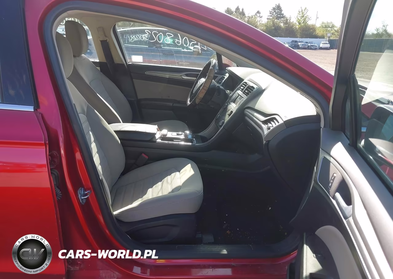 2020 Ford Fusion S VIN:3FA6P0G75LR162824 - 5