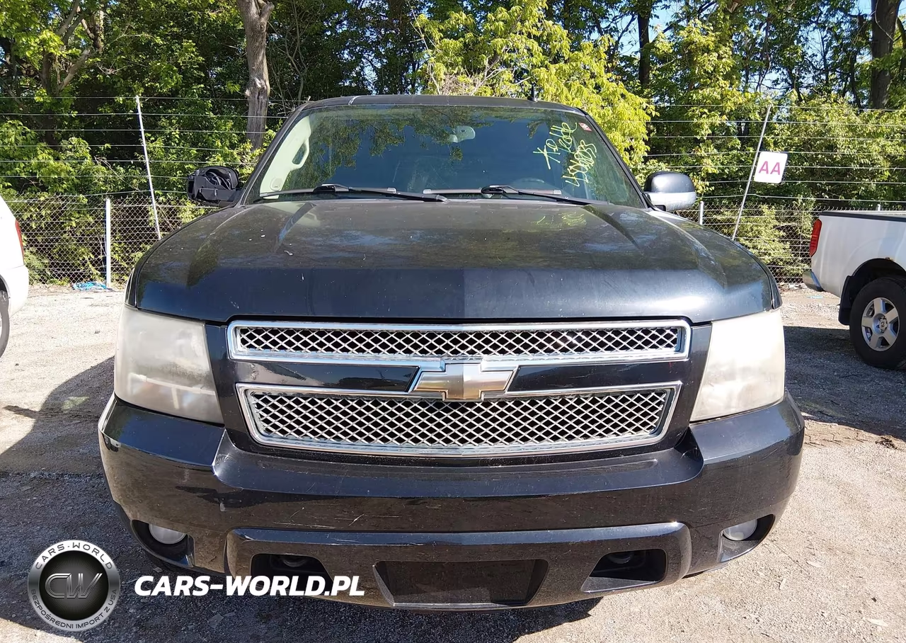 2010 Chevrolet Tahoe Lt VIN:1GNUKBE08AR205442 - 12