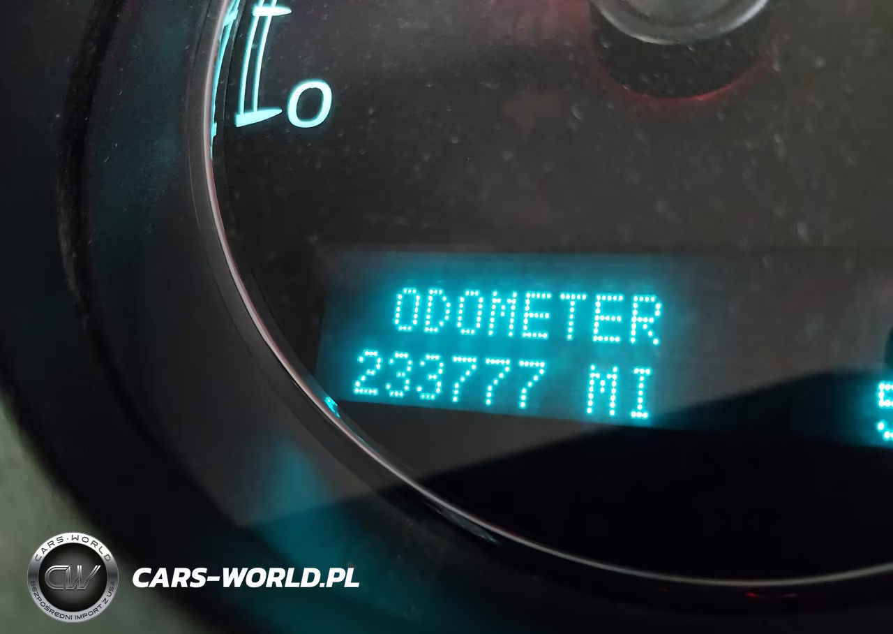 2010 Chevrolet Tahoe Lt VIN:1GNUKBE08AR205442 - 15