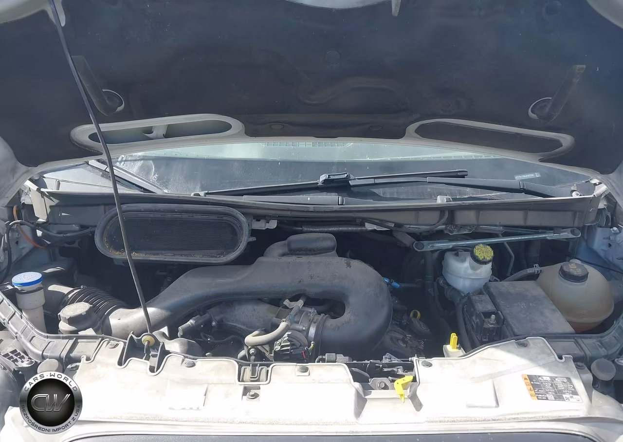 2018 Ford Transit-250 VIN:1FTYR1YM5JKA92900 - 10