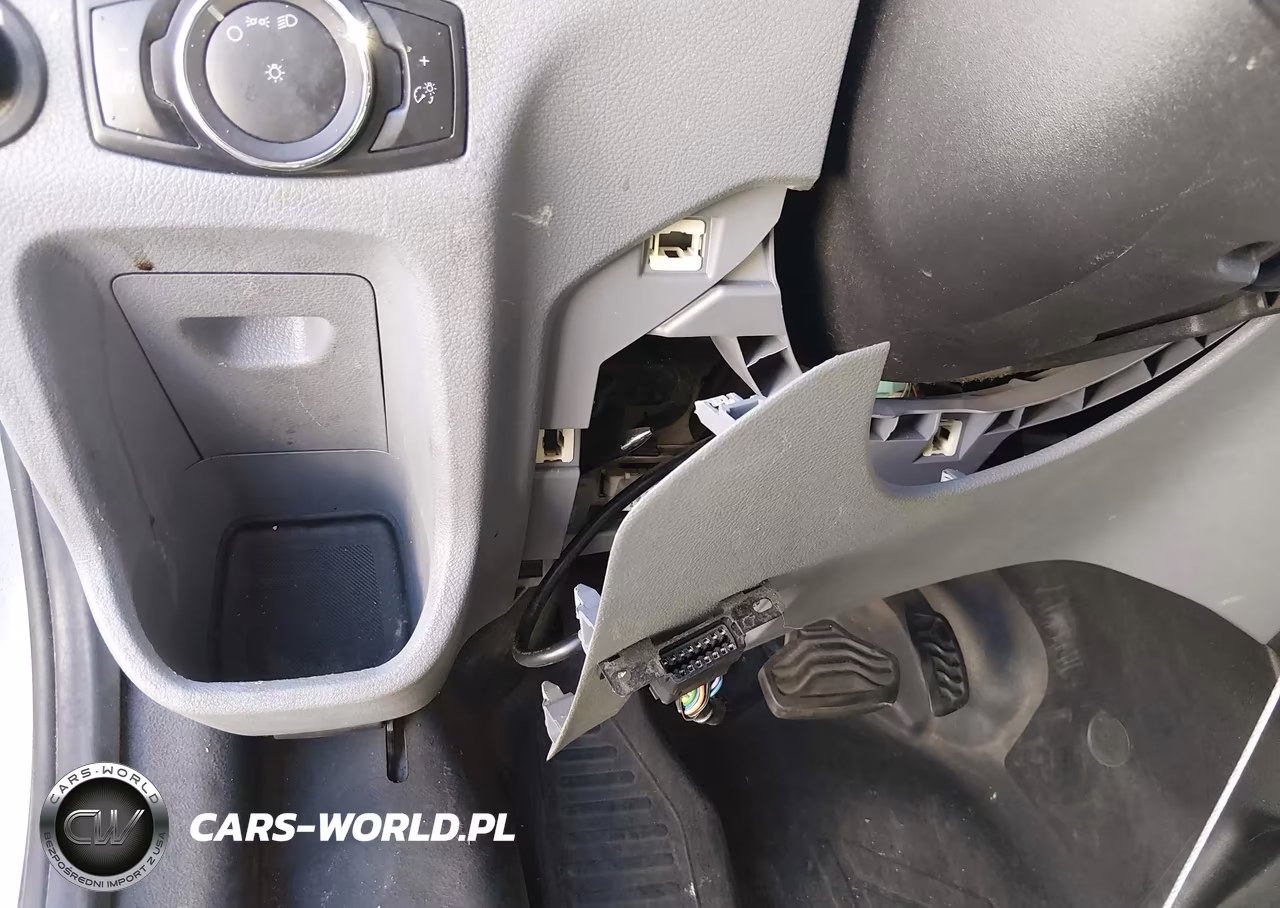 2018 Ford Transit-250 VIN:1FTYR1YM5JKA92900 - 16