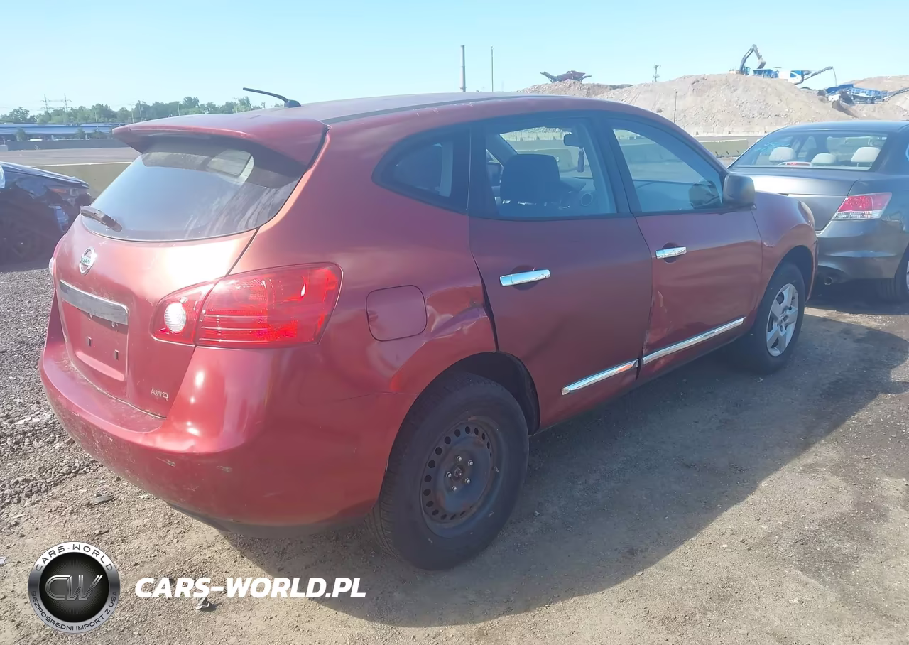 2011 Nissan Rogue S VIN:JN8AS5MVXBW293783 - 4