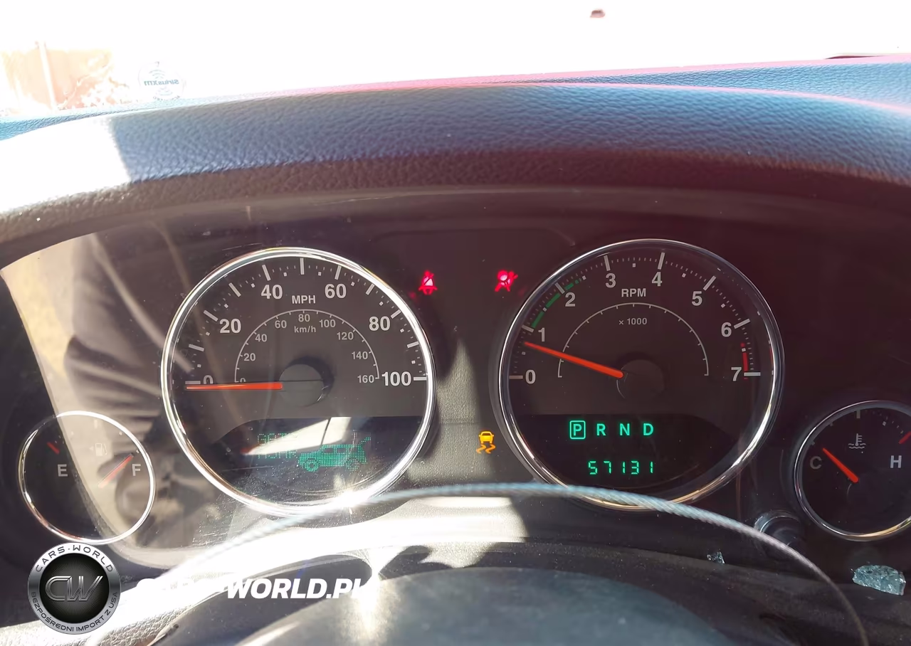 2013 Jeep Wrangler Sport VIN:1C4AJWAGXDL677562 - 7