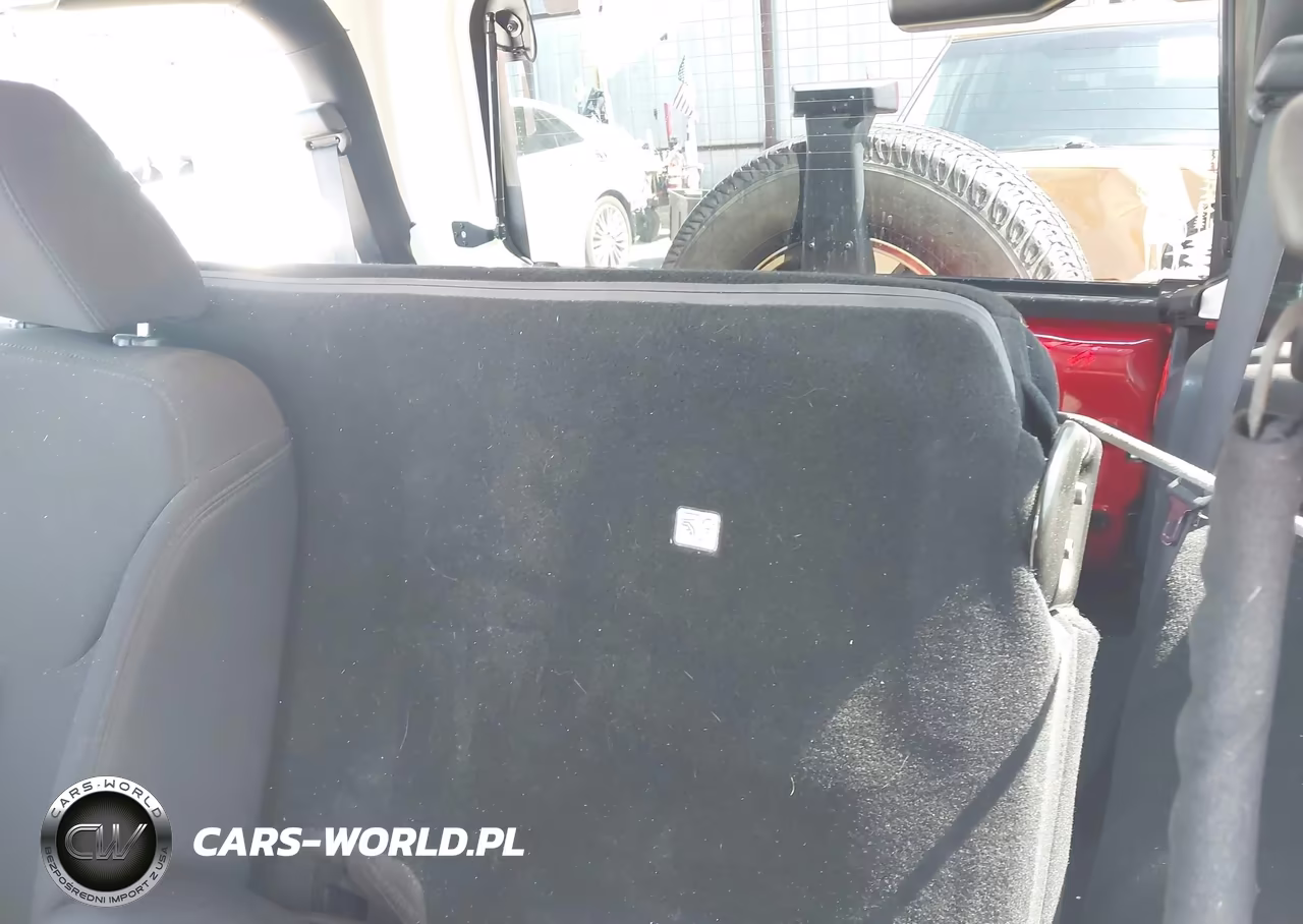 2013 Jeep Wrangler Sport VIN:1C4AJWAGXDL677562 - 8