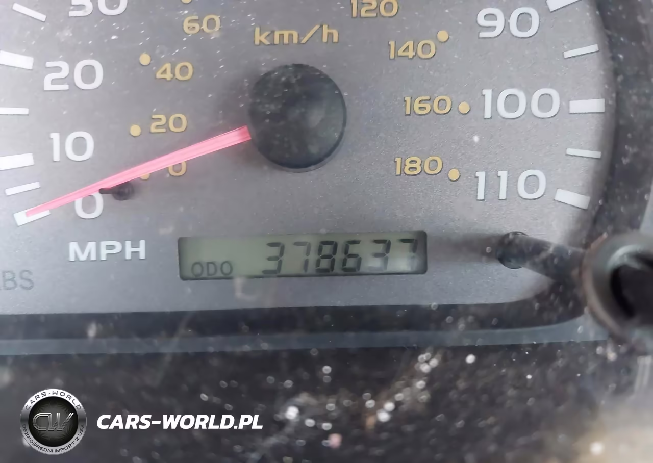 2002 Toyota Sequoia Sr5 V8 VIN:5TDZT34A62S064885 - 16