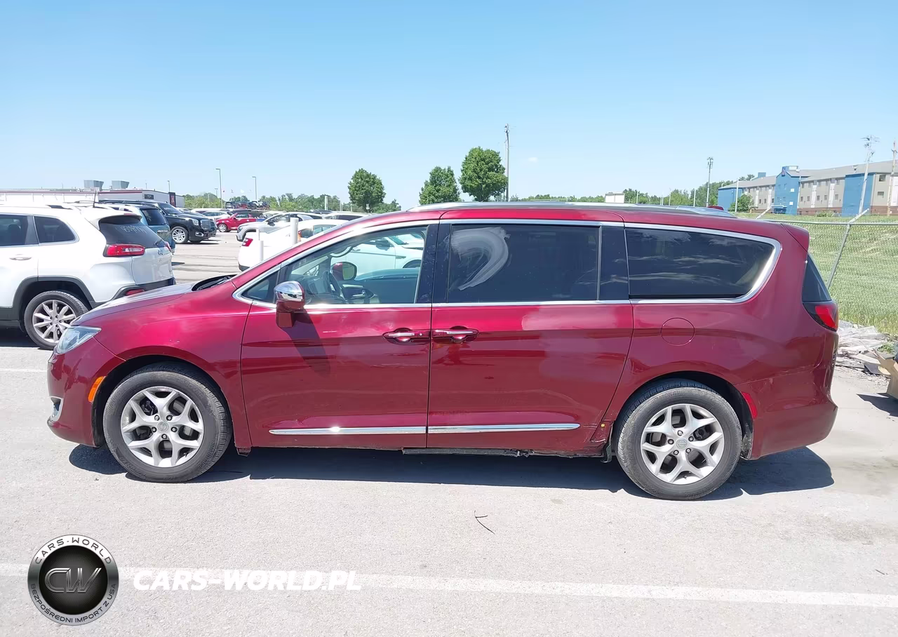 2020 Chrysler Pacifica Limited VIN:2C4RC1GG6LR275857 - 14
