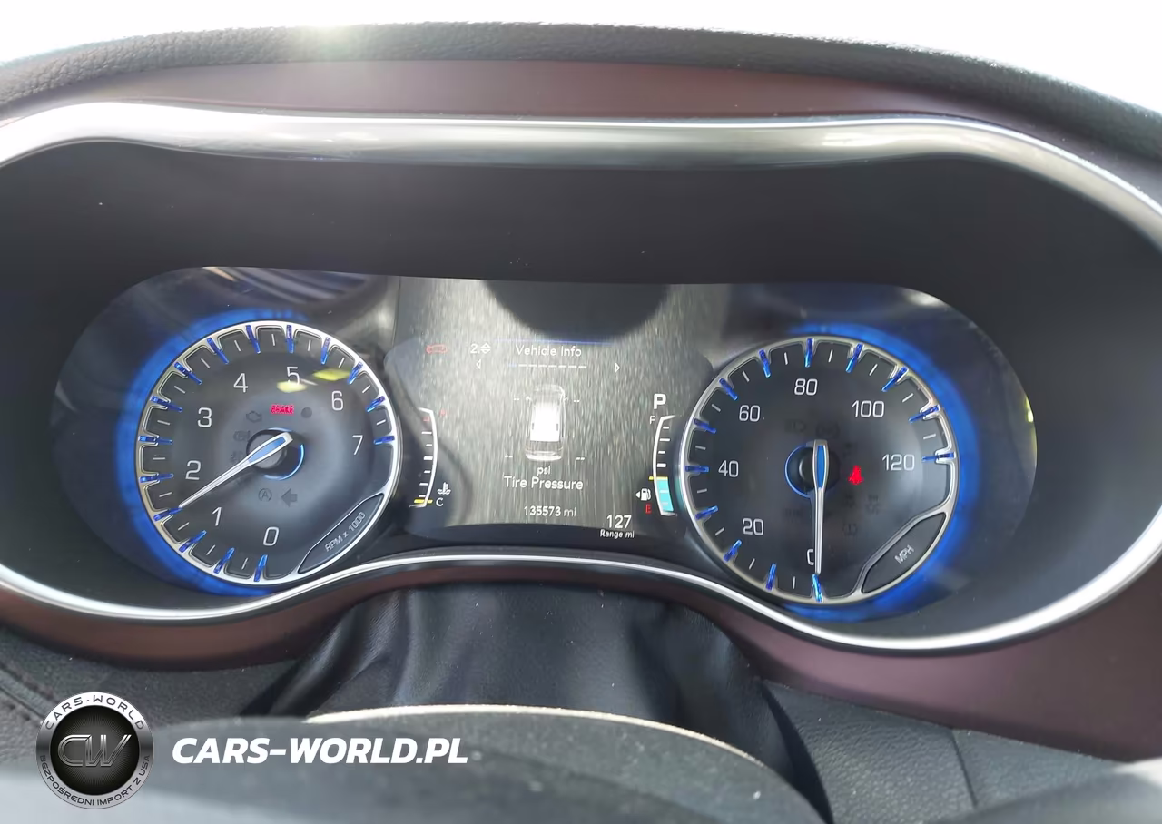 2020 Chrysler Pacifica Limited VIN:2C4RC1GG6LR275857 - 7