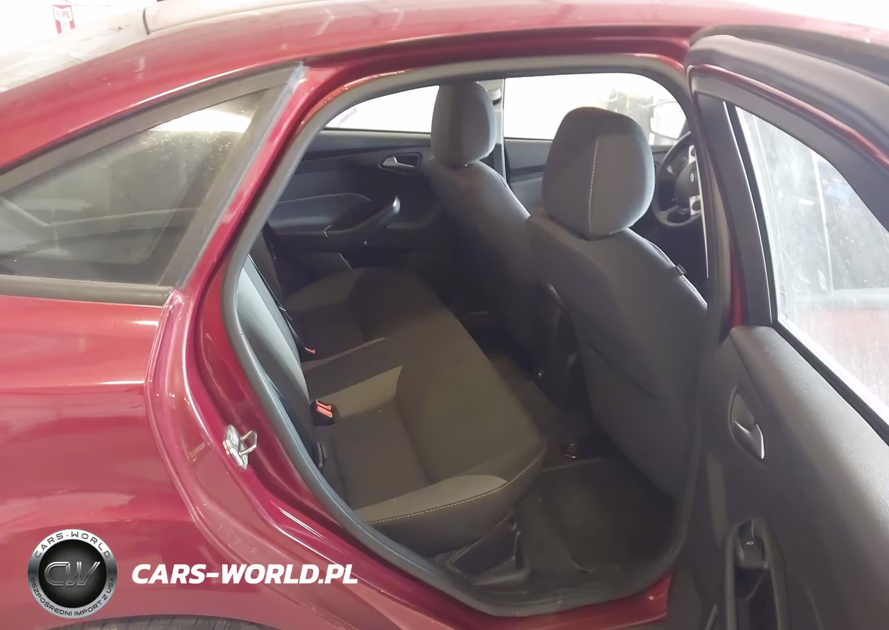 2013 Ford Focus Se VIN:1FADP3F26DL189920 - 8