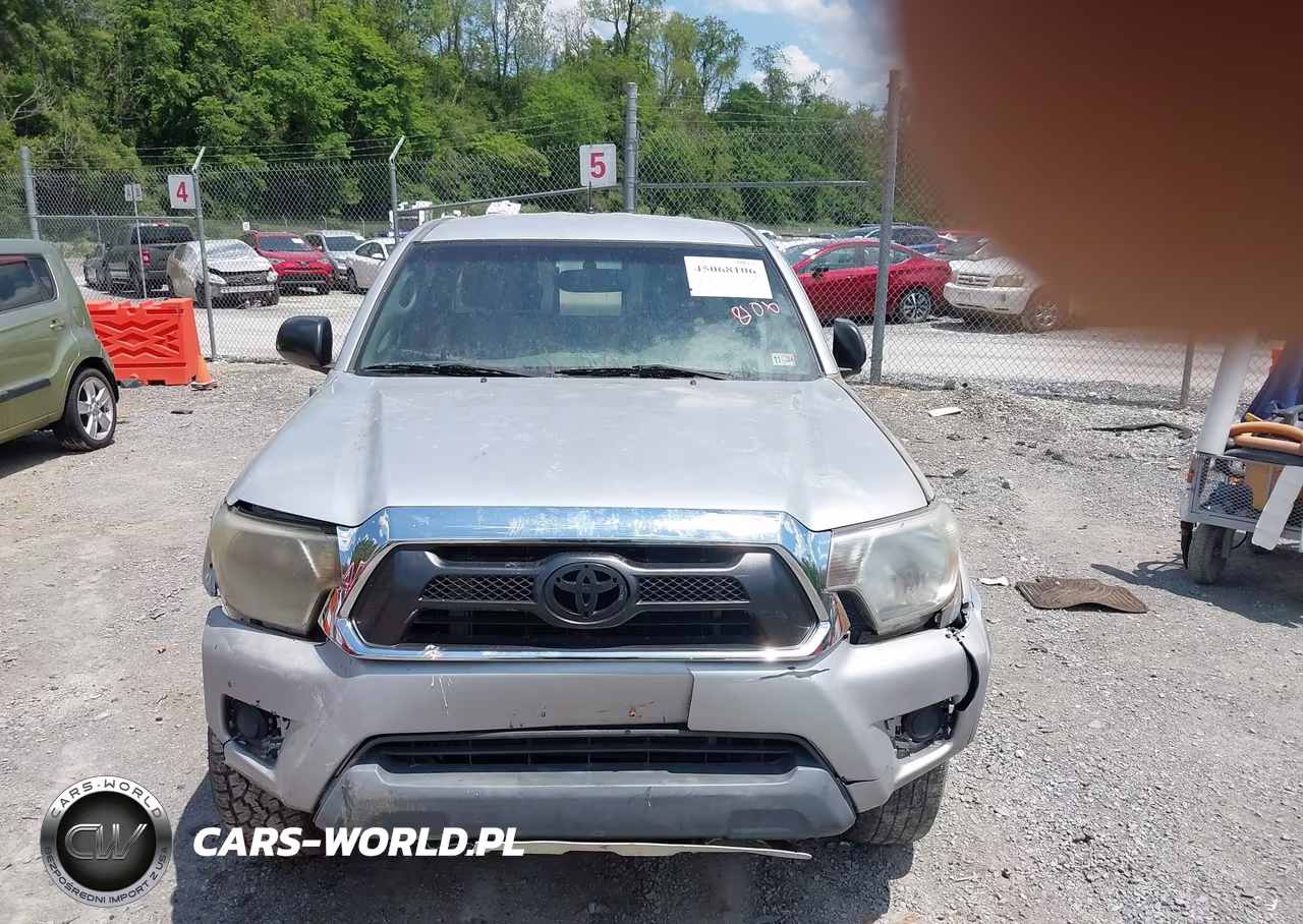 2012 Toyota Tacoma VIN:5TFUX4EN3CX016231 - 12