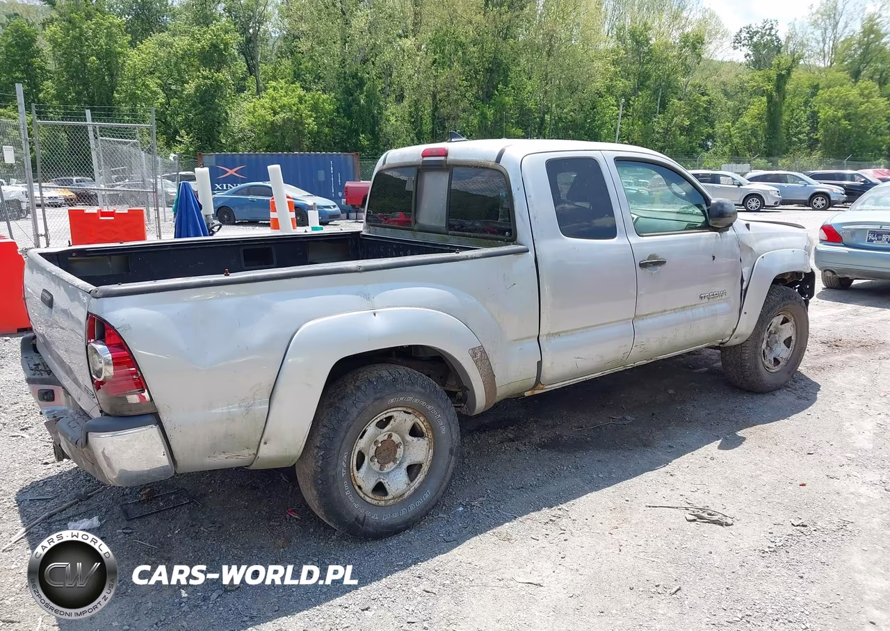 2012 Toyota Tacoma VIN:5TFUX4EN3CX016231 - 4