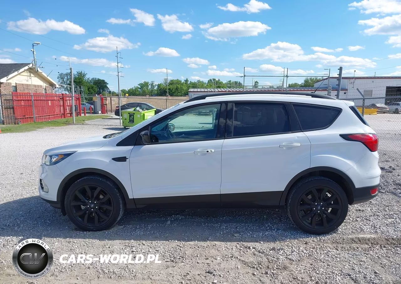2019 Ford Escape Se VIN:1FMCU0GD0KUC53465 - 14