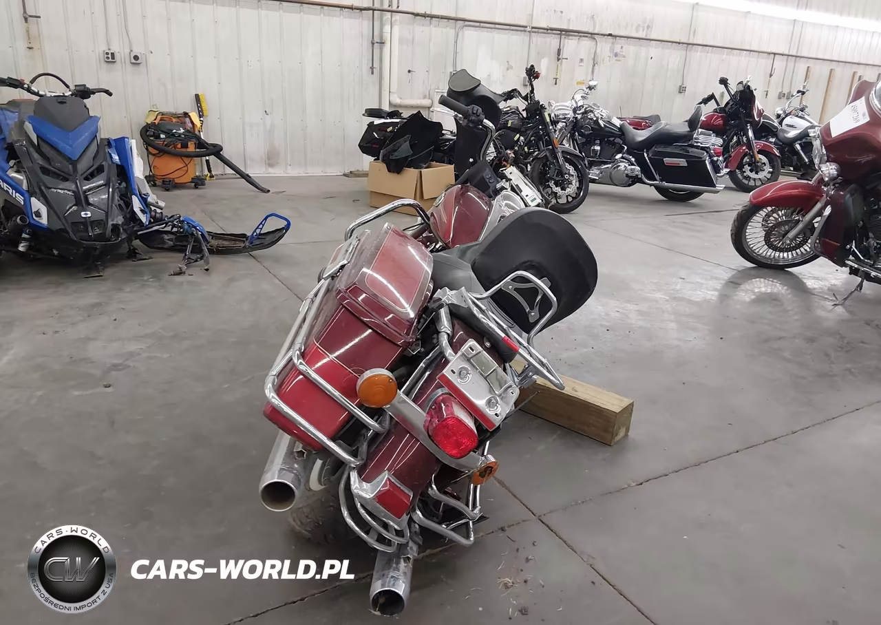 2008 Harley-Davidson Flhtcui VIN:1HD1FC4108Y695535 - 6