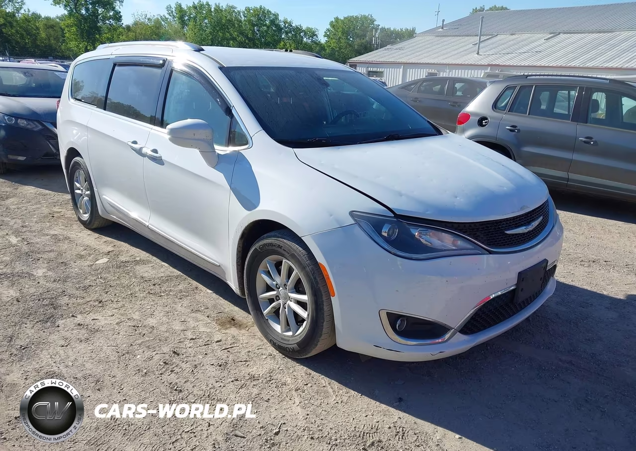 2018 Chrysler Pacifica Touring L