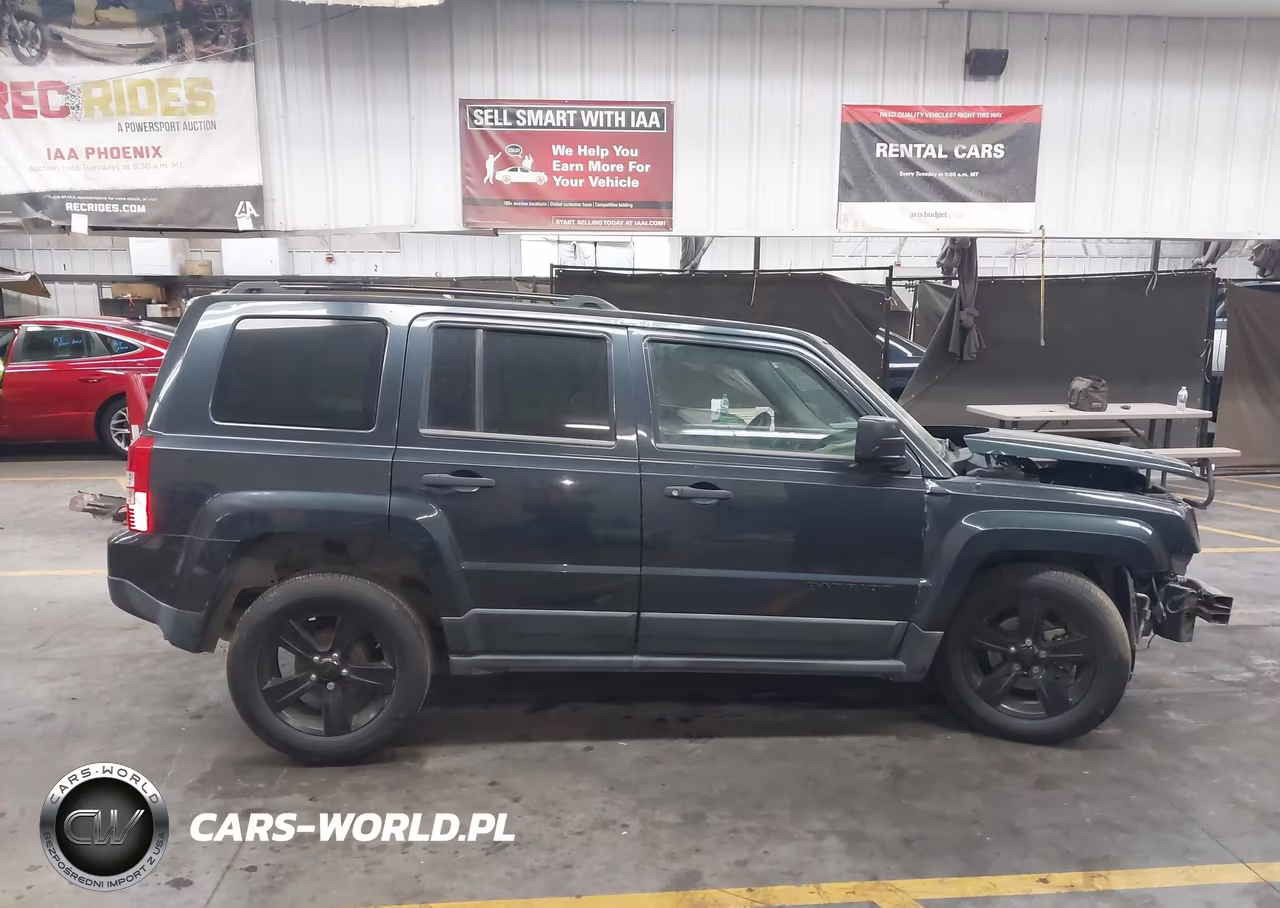 2015 Jeep Patriot Altitude Edition VIN:1C4NJPBAXFD350822 - 14