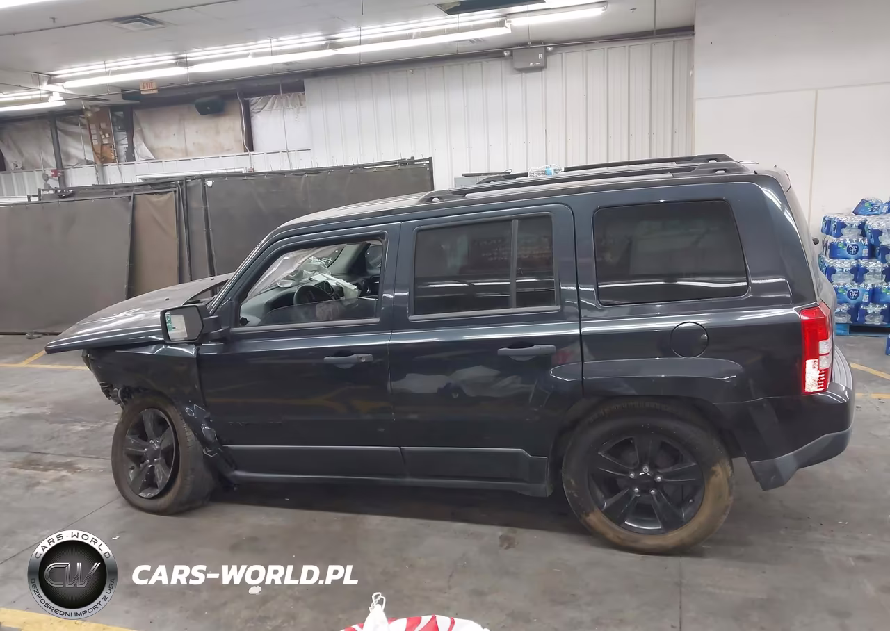 2015 Jeep Patriot Altitude Edition VIN:1C4NJPBAXFD350822 - 15
