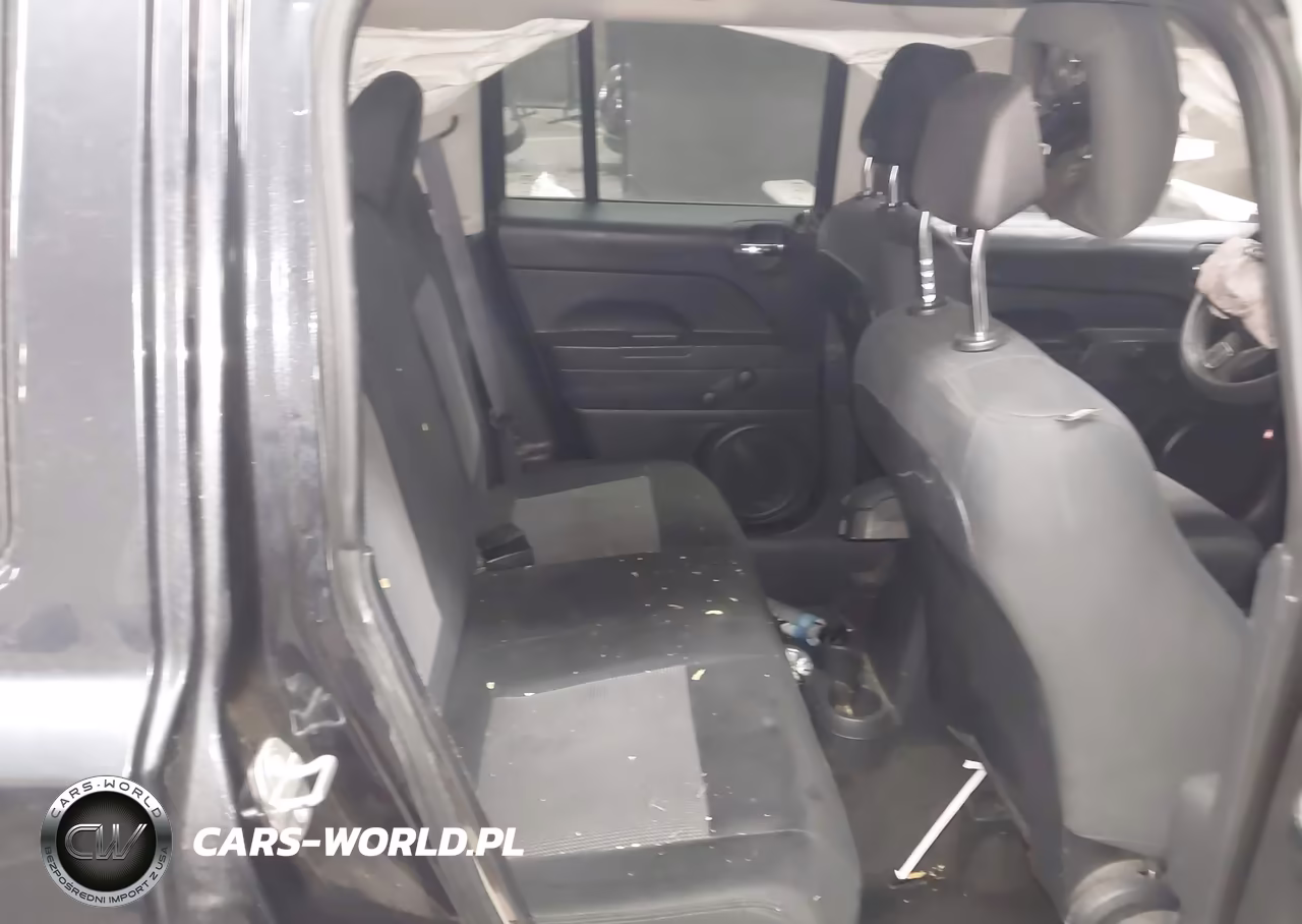 2015 Jeep Patriot Altitude Edition VIN:1C4NJPBAXFD350822 - 8