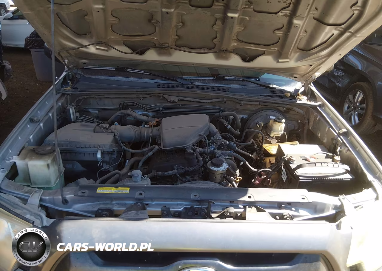 2015 Toyota Tacoma Prerunner VIN:5TFJX4GN1FX047076 - 10