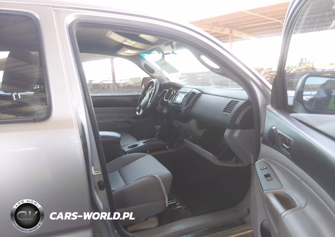 2015 Toyota Tacoma Prerunner VIN:5TFJX4GN1FX047076 - 5