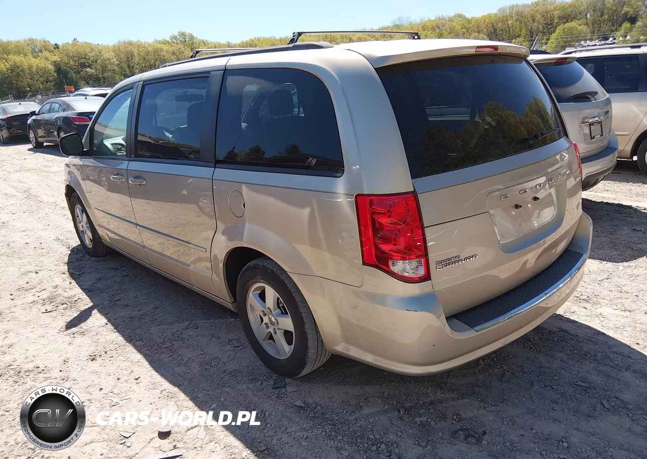 2013 Dodge Grand Caravan Sxt VIN:2C4RDGCGXDR581421 - 3
