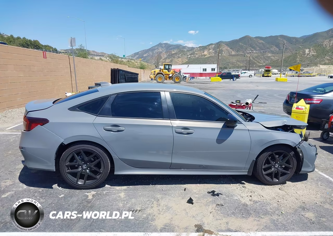 2025 Honda Civic Sport VIN:2HGFE2F51SH580479 - 14