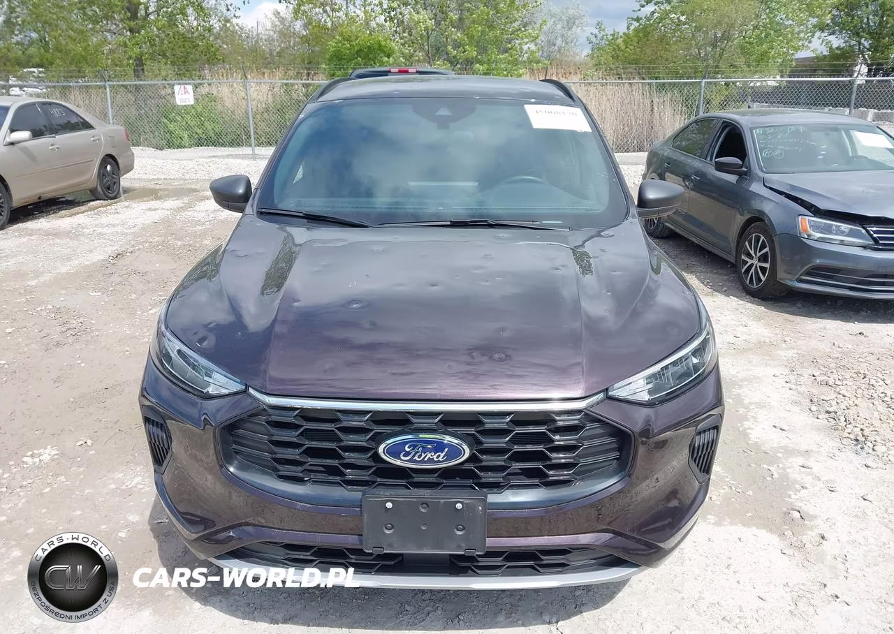 2023 Ford Escape St-Line VIN:1FMCU9MN0PUA15110 - 12