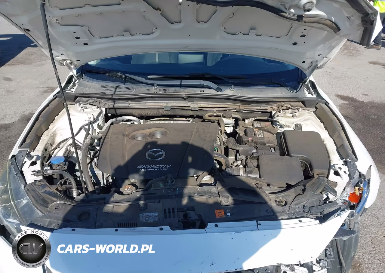 2018 Mazda Mazda3 Sport VIN:3MZBN1U74JM198357 - 10