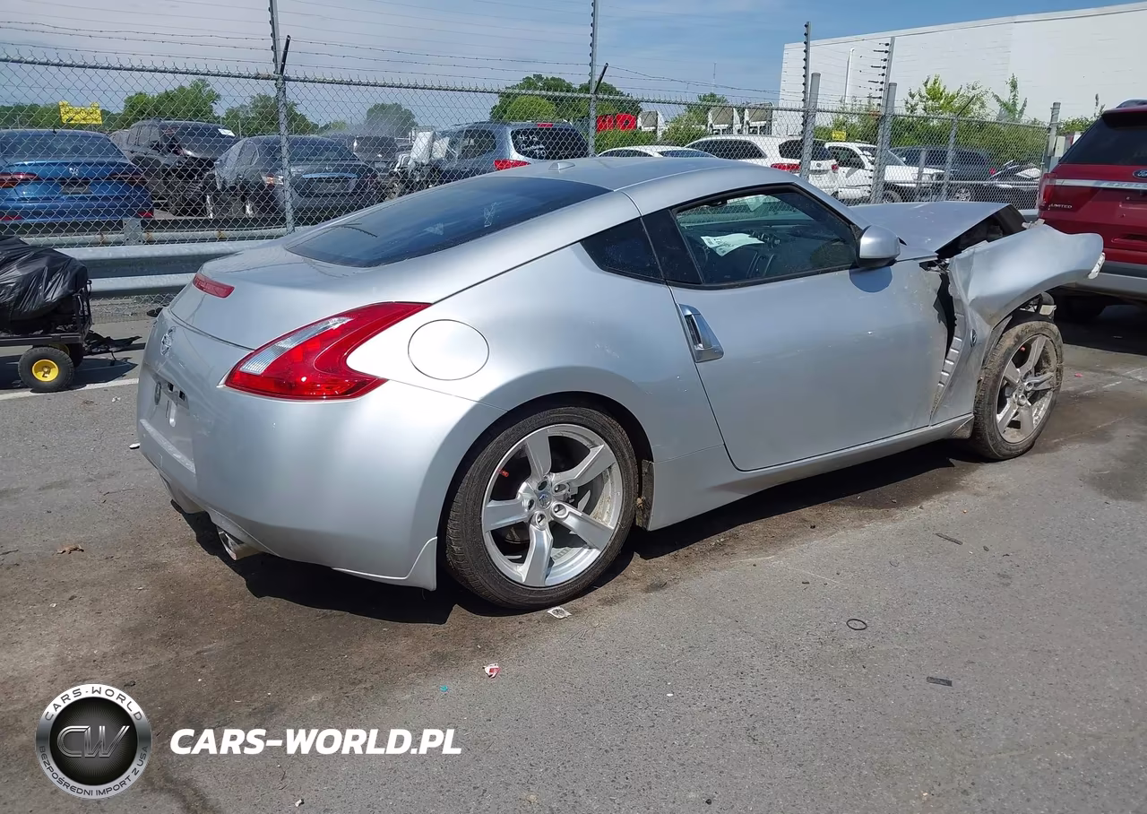 2010 Nissan 370Z Touring VIN:JN1AZ4EH4AM503706 - 4