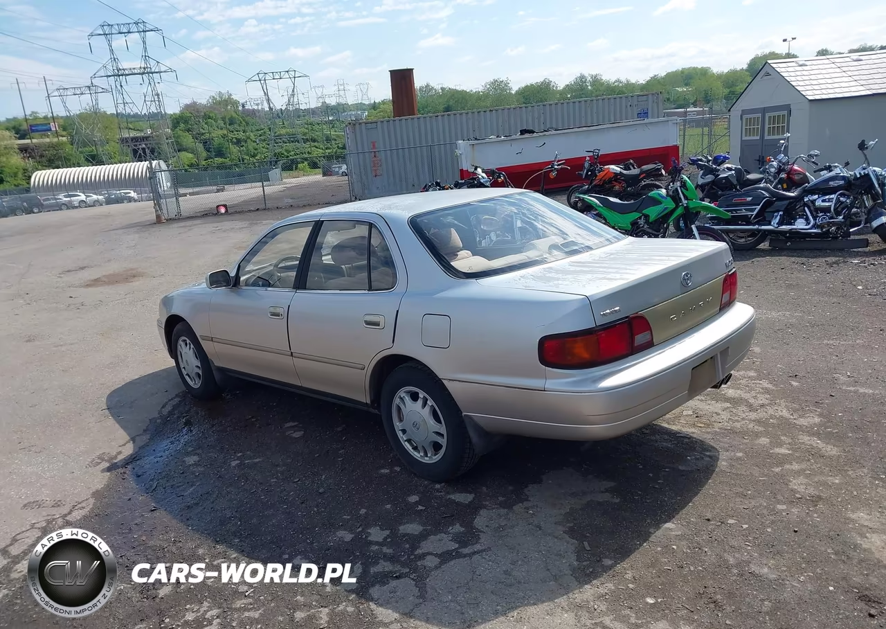 1995 Toyota Camry Xle VIN:JT2GK13E4S0090366 - 3