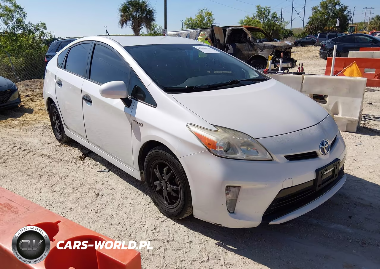 2015 Toyota Prius Three