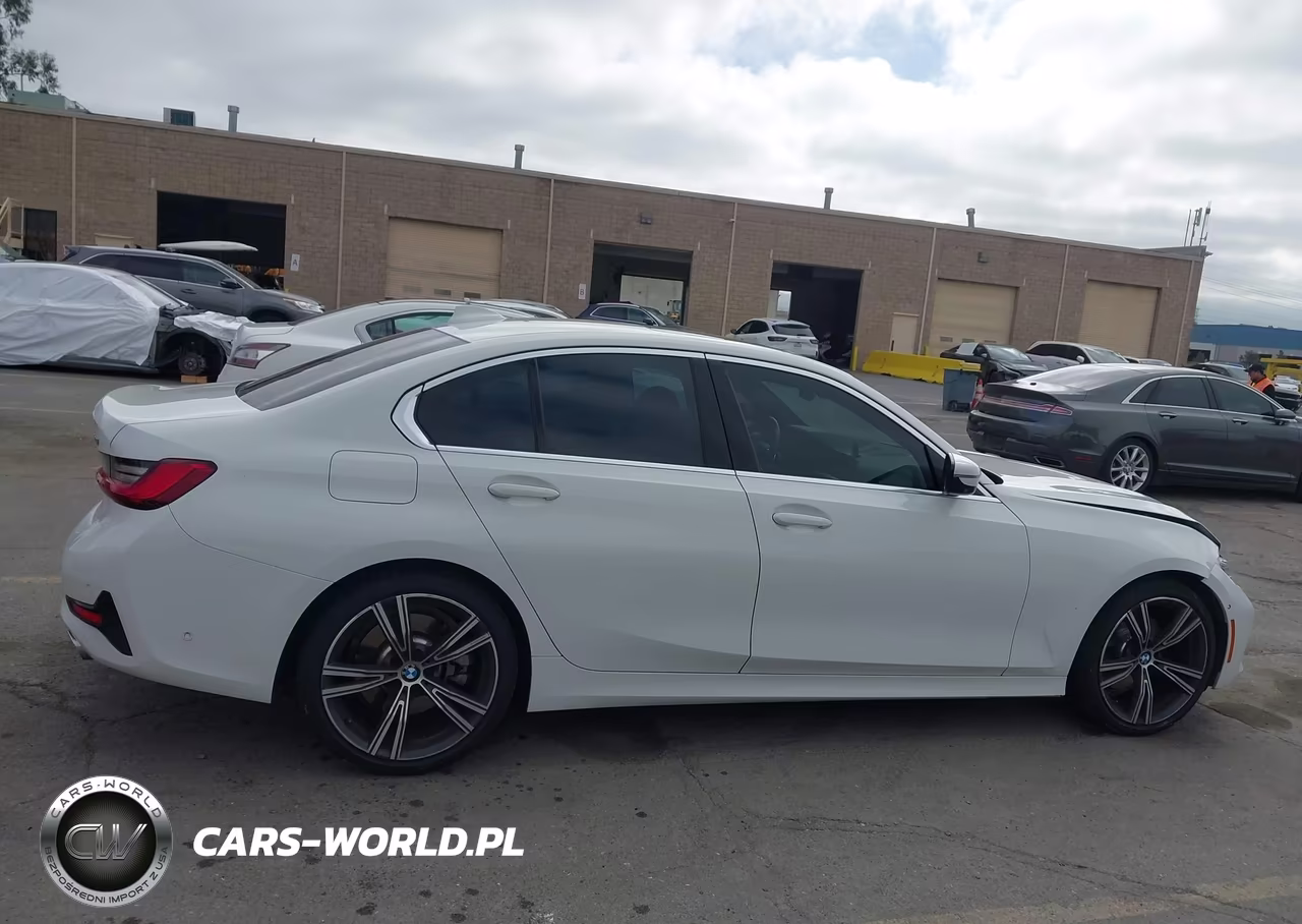 2021 BMW 330I VIN:3MW5R1J09M8B90695 - 13