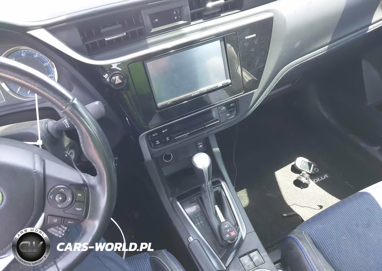 2017 Toyota Corolla Se VIN:5YFBURHE6HP679808 - 11