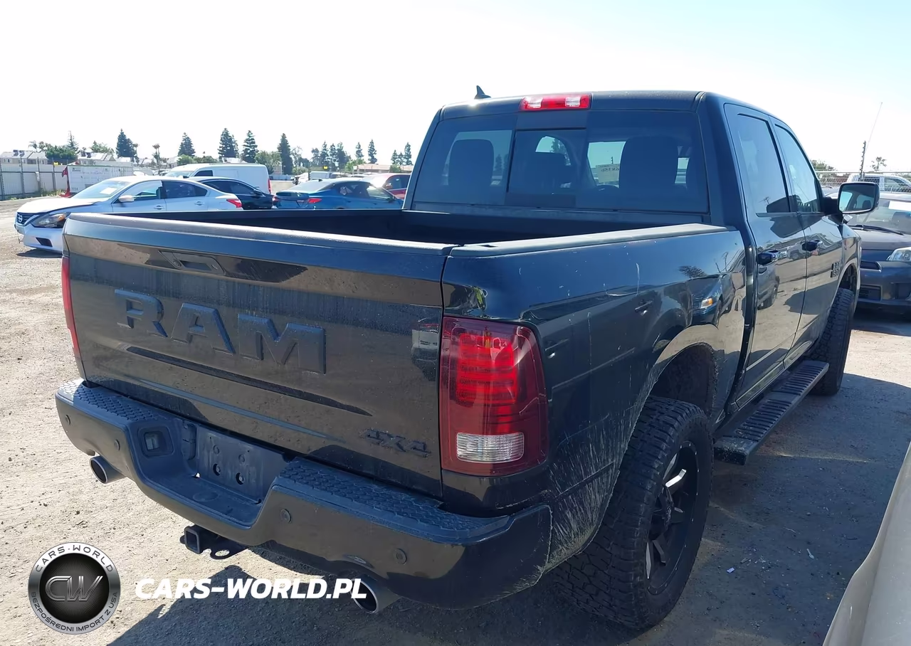 2017 Ram 1500 Night 4X4 5'7 Box VIN:1C6RR7MT4HS851042 - 4
