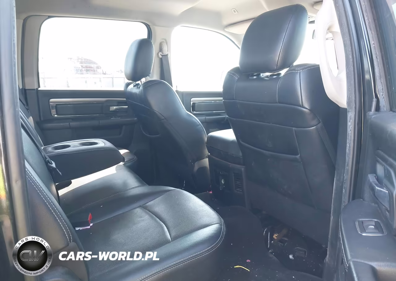 2017 Ram 1500 Night 4X4 5'7 Box VIN:1C6RR7MT4HS851042 - 8