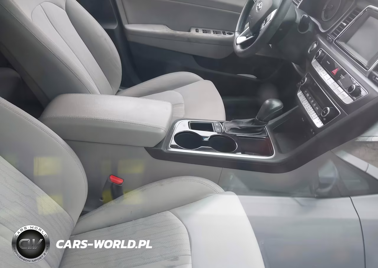 2019 Hyundai Sonata Plug-In Hybrid VIN:KMHE14L29KA091298 - 5