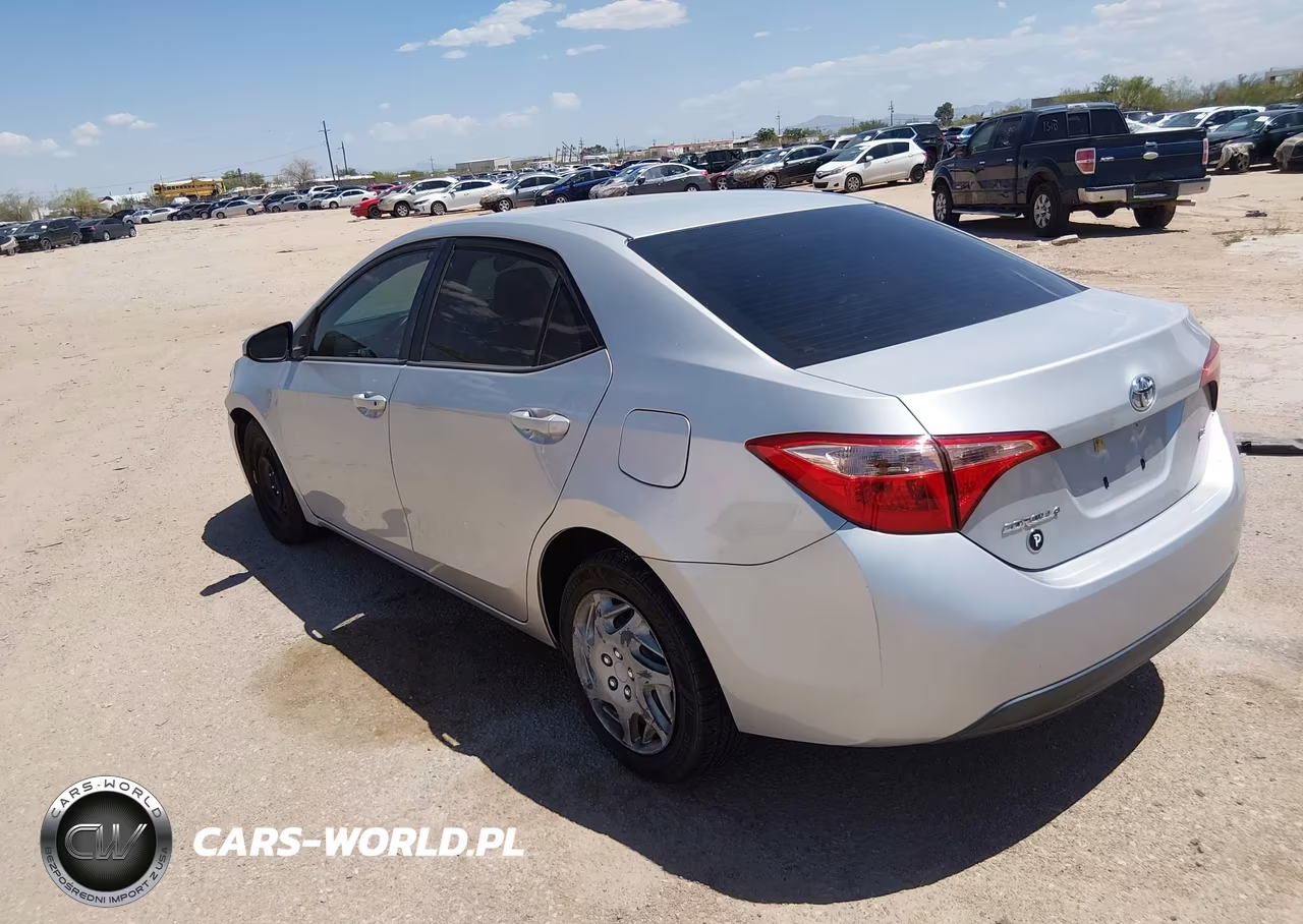 2017 Toyota Corolla Le VIN:2T1BURHE0HC906314 - 3