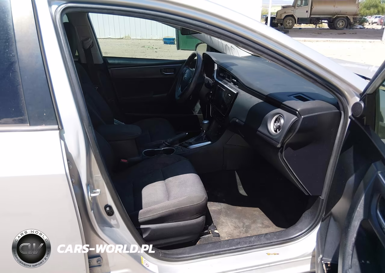 2017 Toyota Corolla Le VIN:2T1BURHE0HC906314 - 5