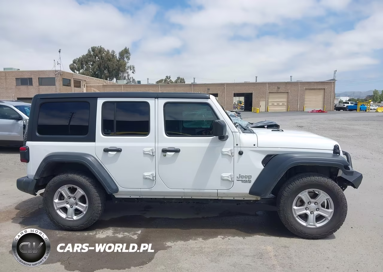 2021 Jeep Wrangler Unlimited Sport S 4X4 VIN:1C4HJXDG2MW523703 - 13