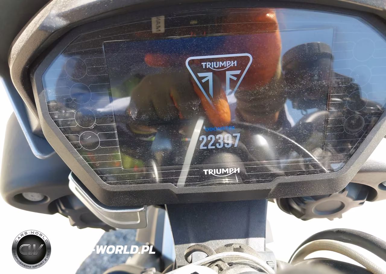 2018 Triumph Motorcycle Street Triple R VIN:SMTA414D6JT851765 - 7
