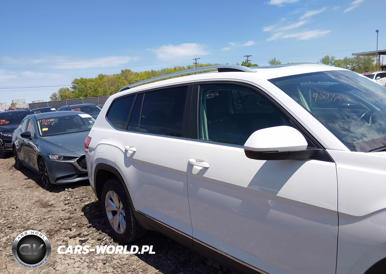 2018 Volkswagen Atlas 3.6L V6 Sel VIN:1V2MR2CA5JC532009 - 13