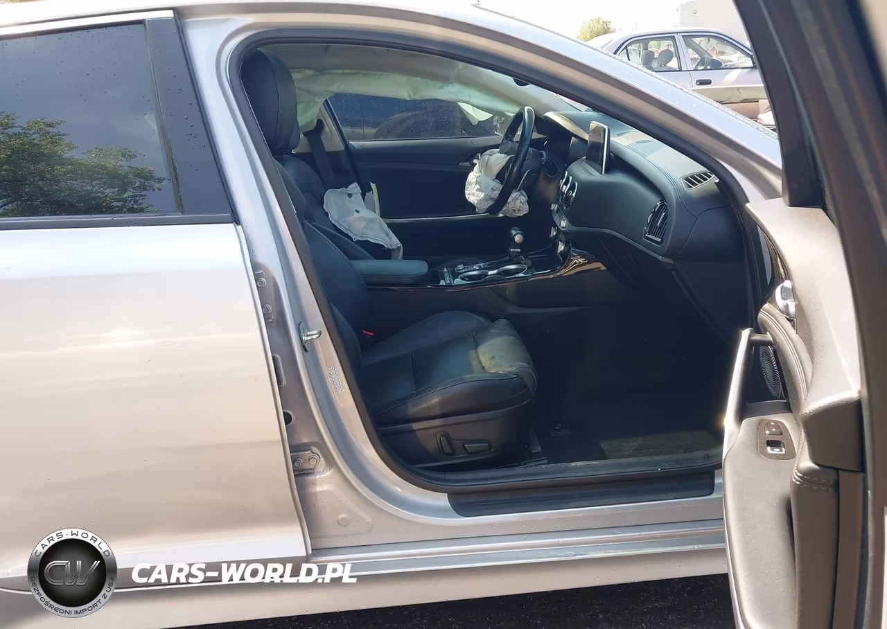 2018 Kia Stinger Premium VIN:KNAE25LA6J6017009 - 5