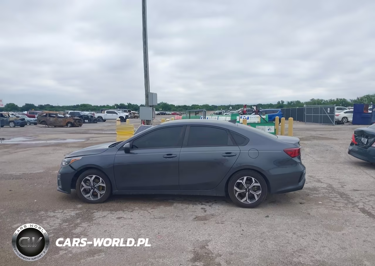 2019 Kia Forte Lxs VIN:3KPF24AD8KE059403 - 14