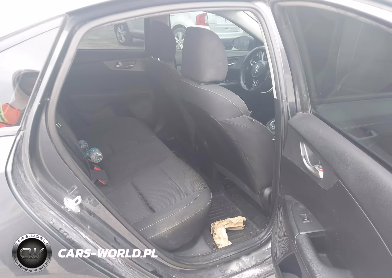 2019 Kia Forte Lxs VIN:3KPF24AD8KE059403 - 8