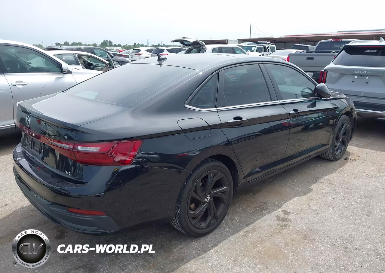 2025 Volkswagen Jetta 1.5T Se VIN:3VW7X7BU8SM032016 - 4