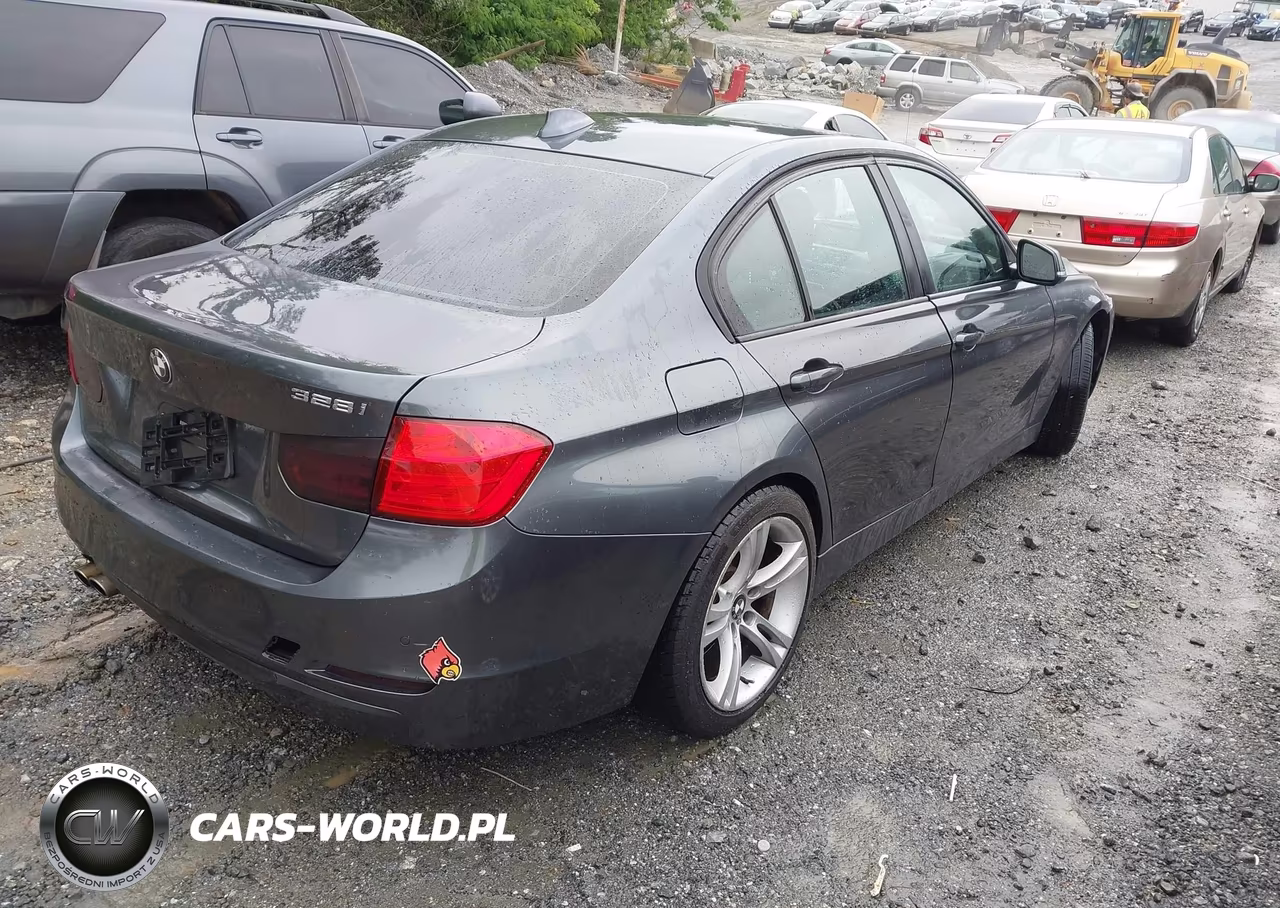 2015 BMW 328I VIN:WBA3A5G59FNS85671 - 4