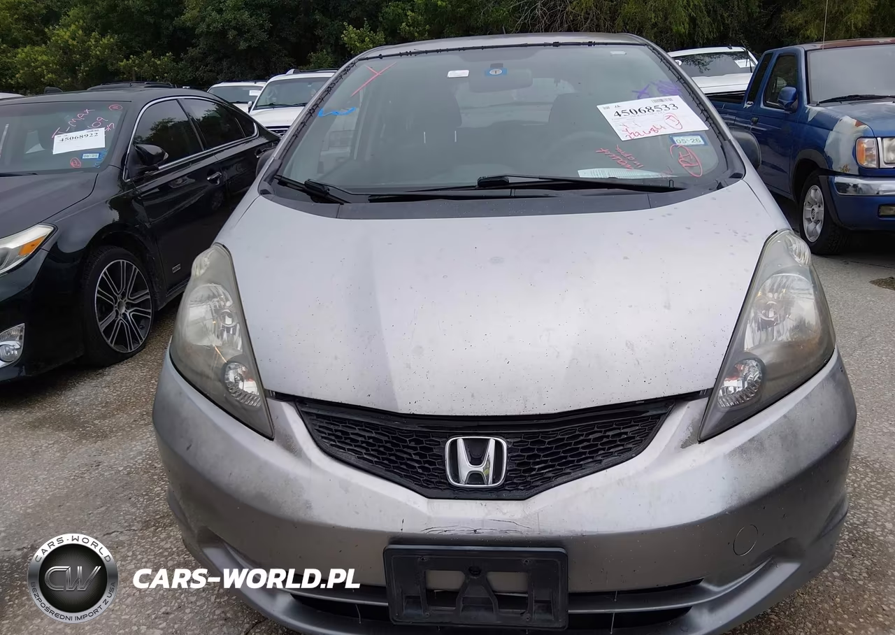 2010 Honda Fit VIN:JHMGE8H2XAS003786 - 12
