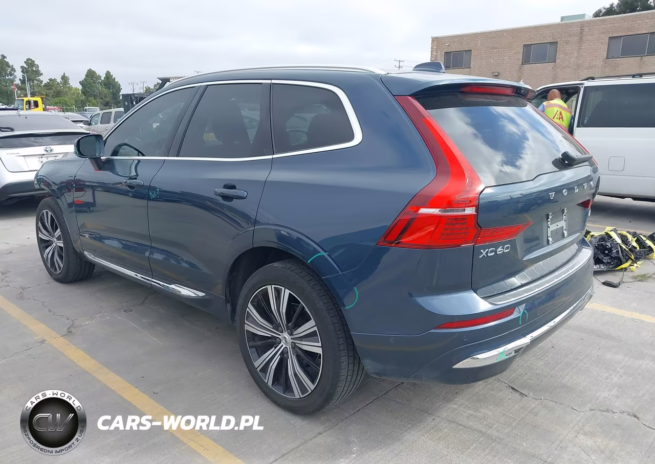 2023 Volvo Xc60 B5 Plus Bright Theme VIN:YV4L12RN2P1338084 - 3